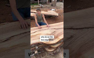 What is a live edge table??